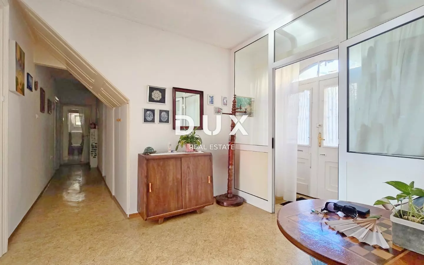 3-bedroom Apartment In Volosko, Croatia (94 M²)