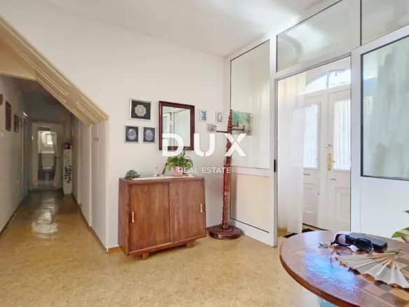 3-bedroom Apartment In Volosko, Croatia (94 M²)