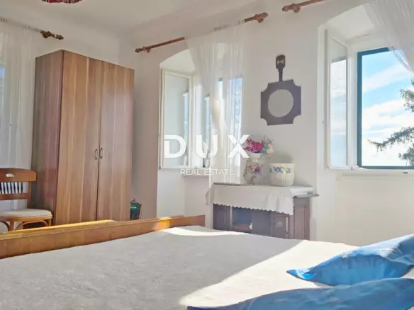 3-bedroom Apartment In Volosko, Croatia (94 M²)