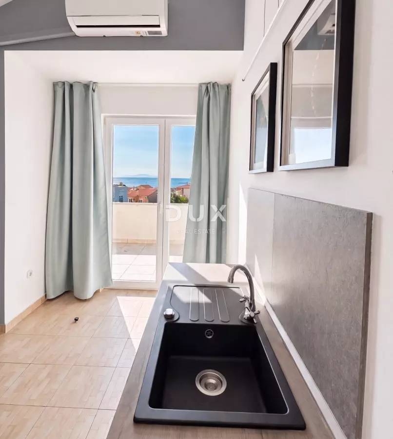 3-bedroom Apartment In Novalja, Croatia (95 M²)