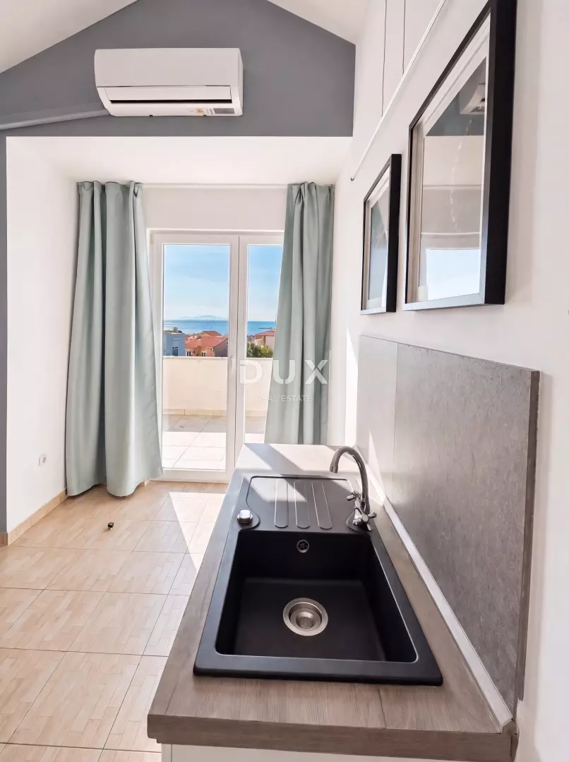 3-bedroom Apartment In Novalja, Croatia (95 M²)