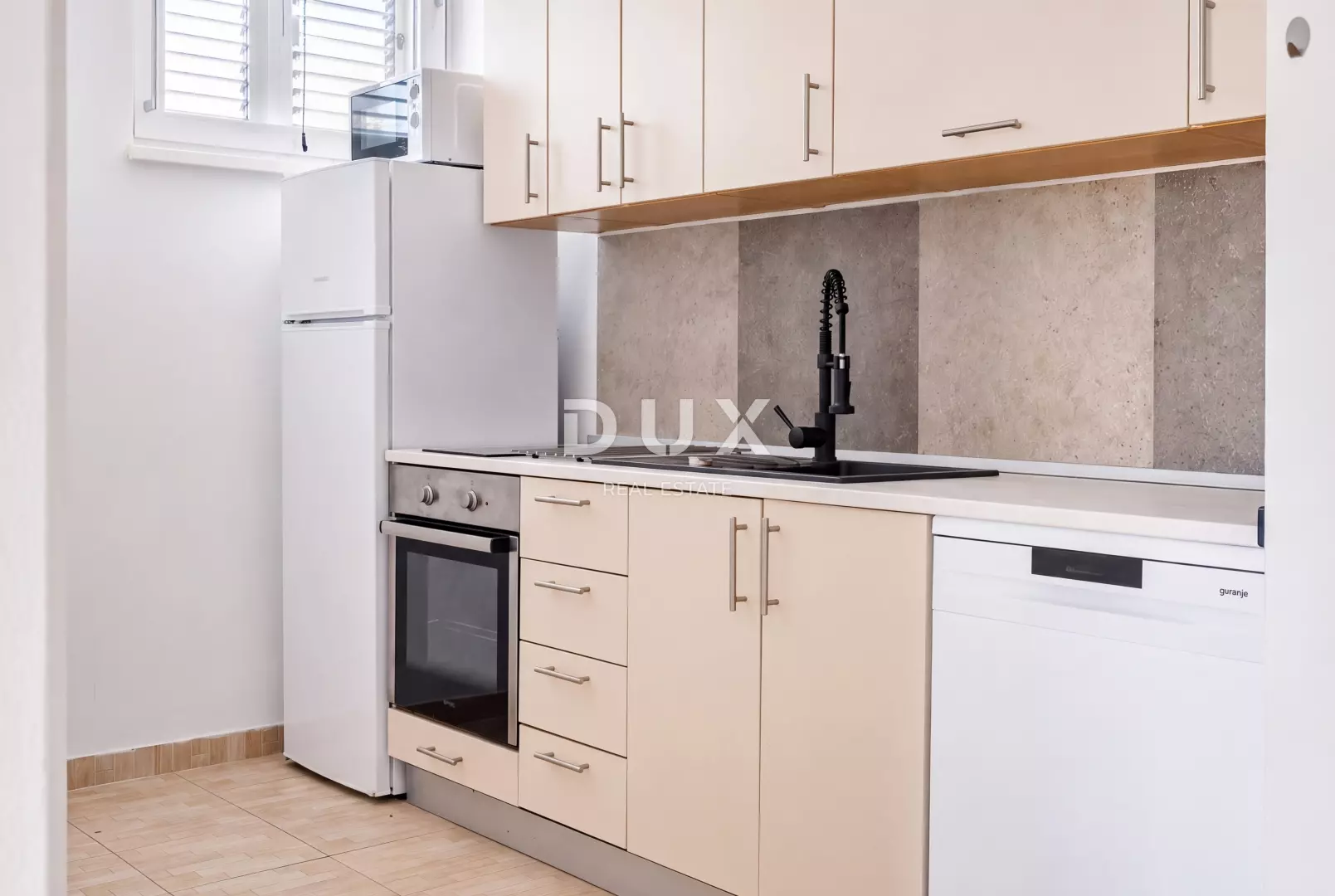 3-bedroom Apartment In Novalja, Croatia (95 M²)