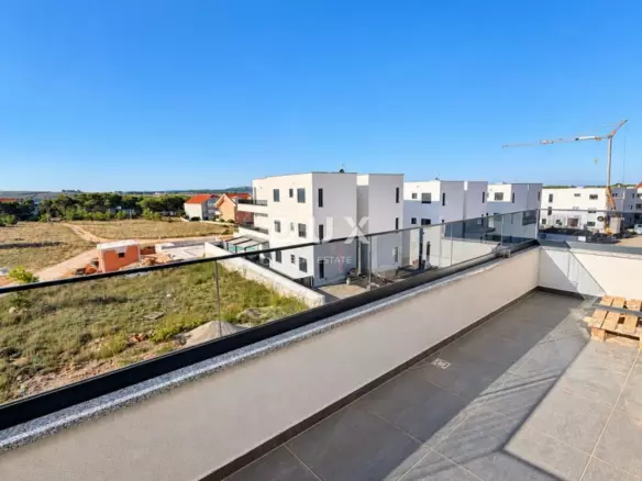 3-bedroom Apartment In Povljana, Croatia (134,14 M²)