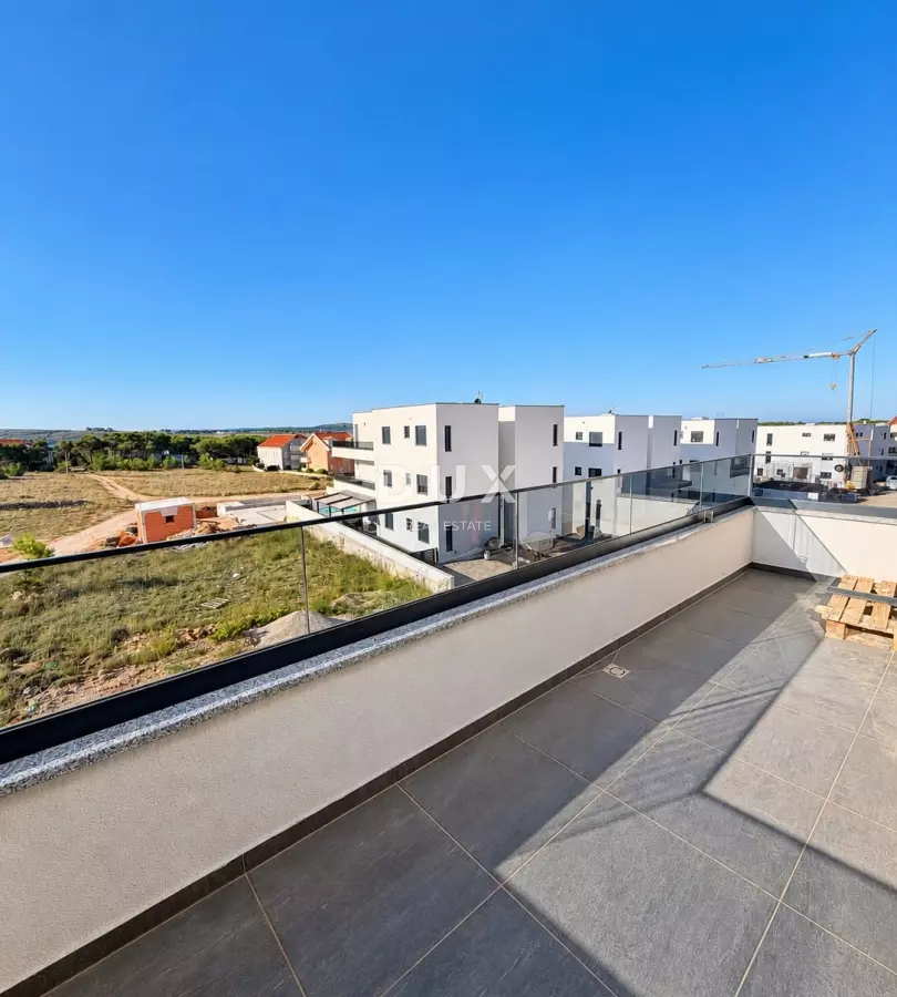 3-bedroom Apartment In Povljana, Croatia (134,14 M²)