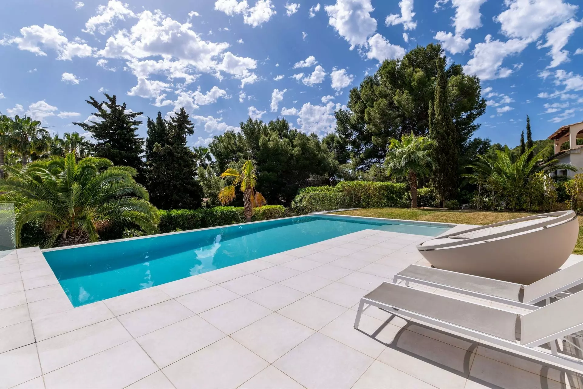 5-bedroom Villa In Calvià, Spain (364 M²)