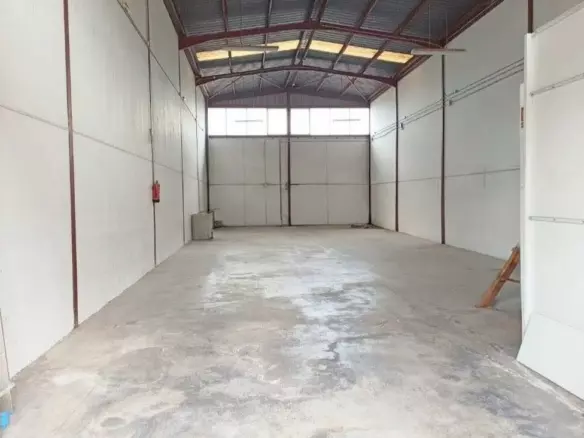 Industrial Unit In Finestrat, Spain (322 M²)