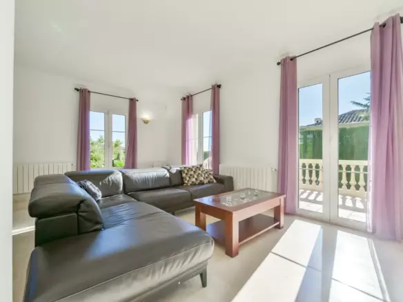 4-bedroom Villa In Finestrat, Spain (265 M²)