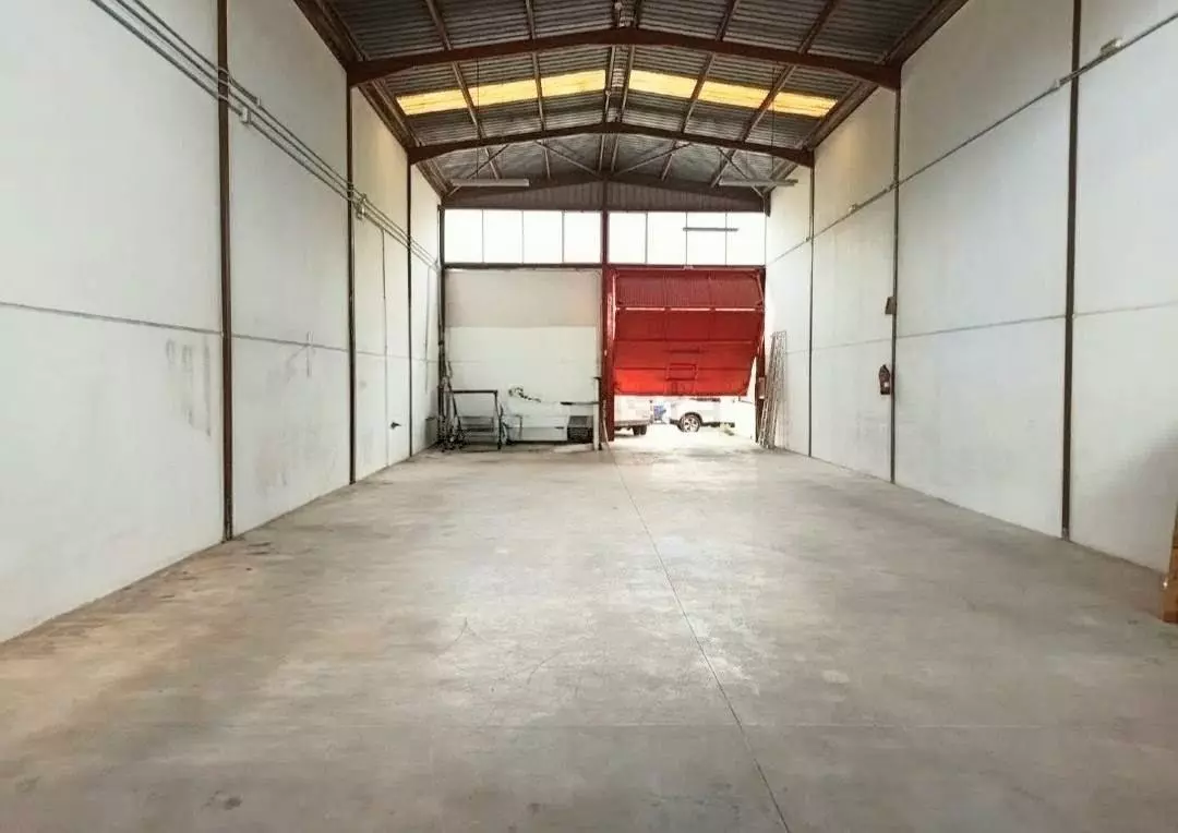 Industrial Unit In Finestrat, Spain (322 M²)