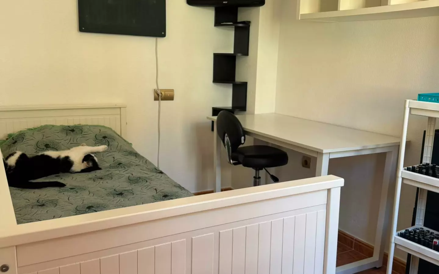 3-bedroom Bungalow In Torrevieja, Spain (78 M²)