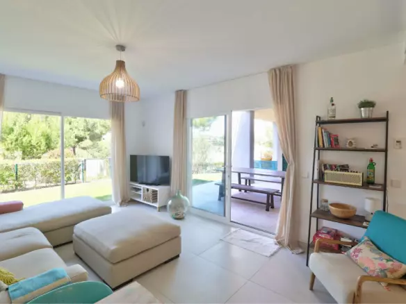 3-bedroom Apartment In Calvià, Spain (136 M²)