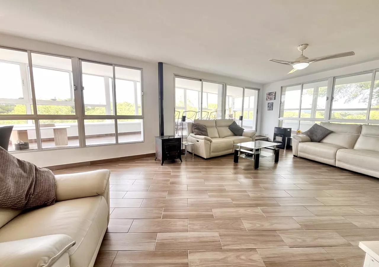 3-bedroom Villa In Orihuela, Spain (217 M²)