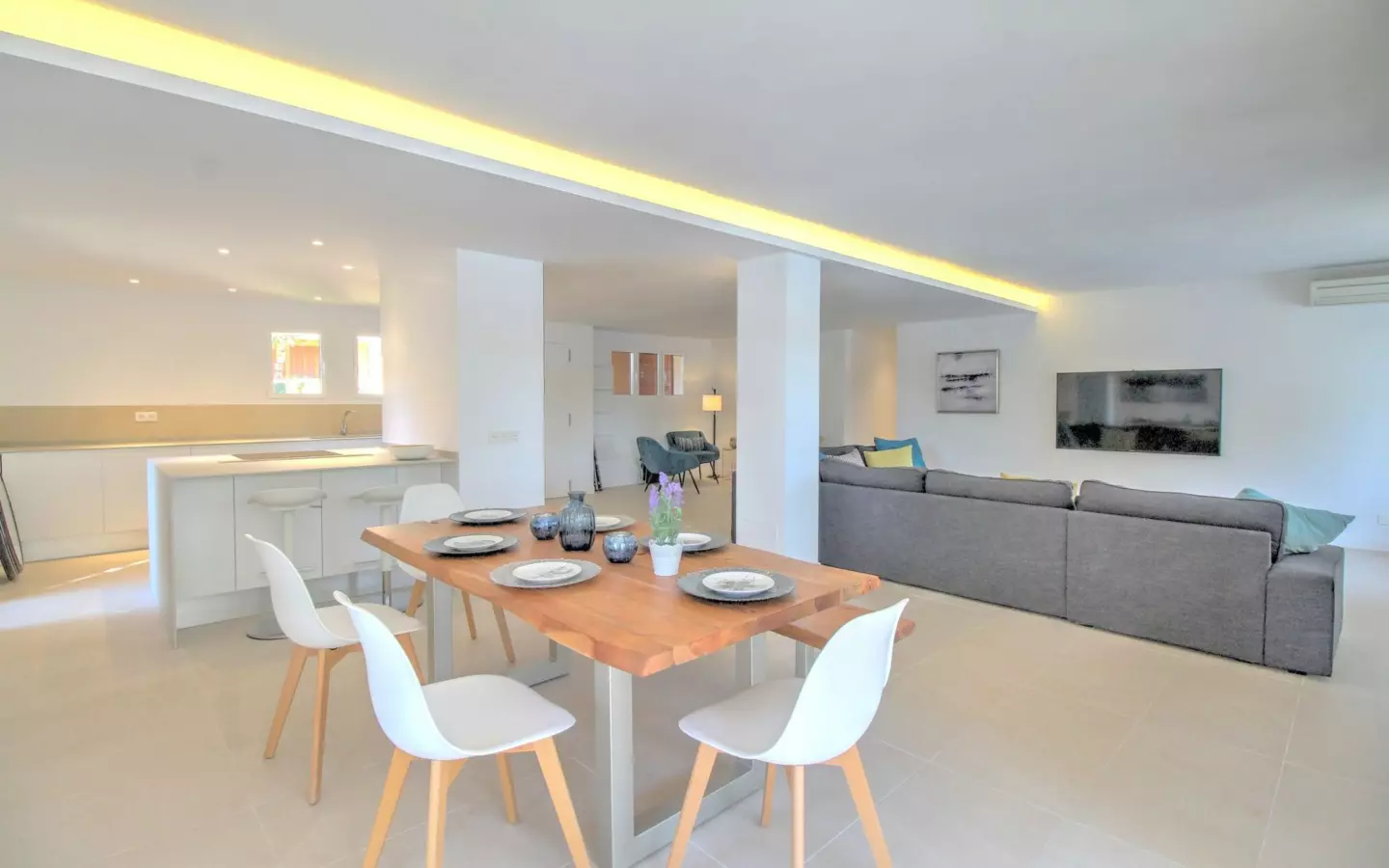 4-bedroom Apartment In Calvià, Spain (196 M²)