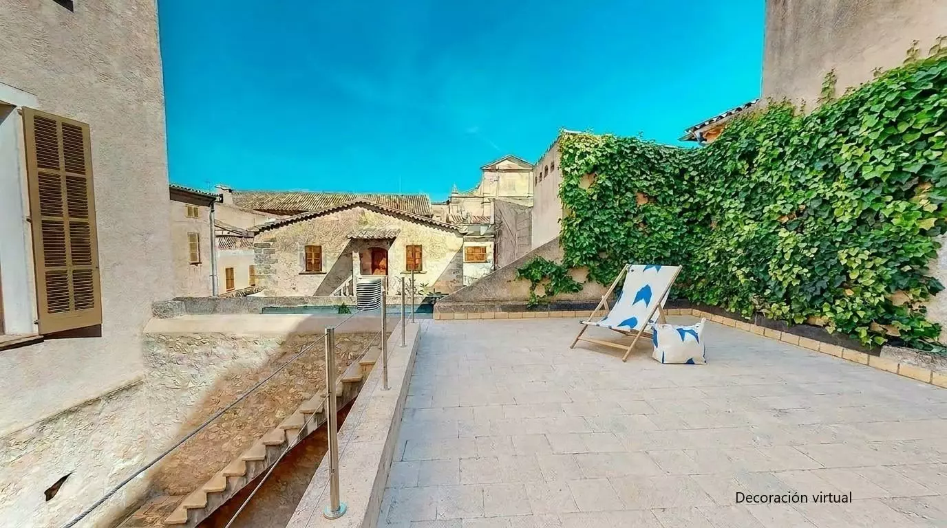 7-bedroom House In Sineu, Spain (441 M²)