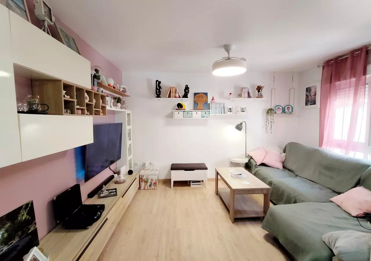 3-bedroom Apartment In Torrevieja, Spain (97 M²)