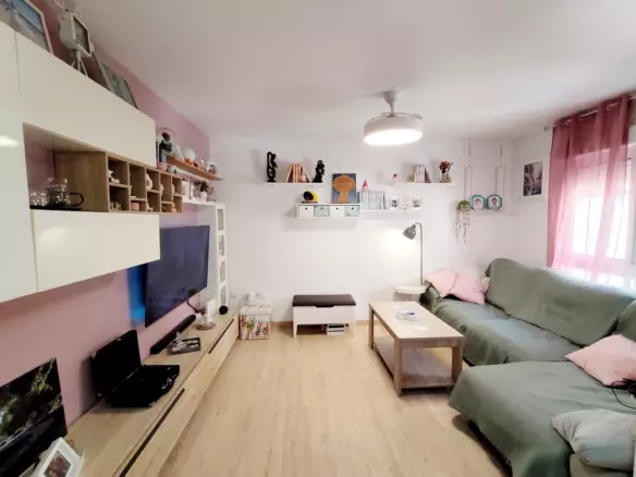3-bedroom Apartment In Torrevieja, Spain (97 M²)