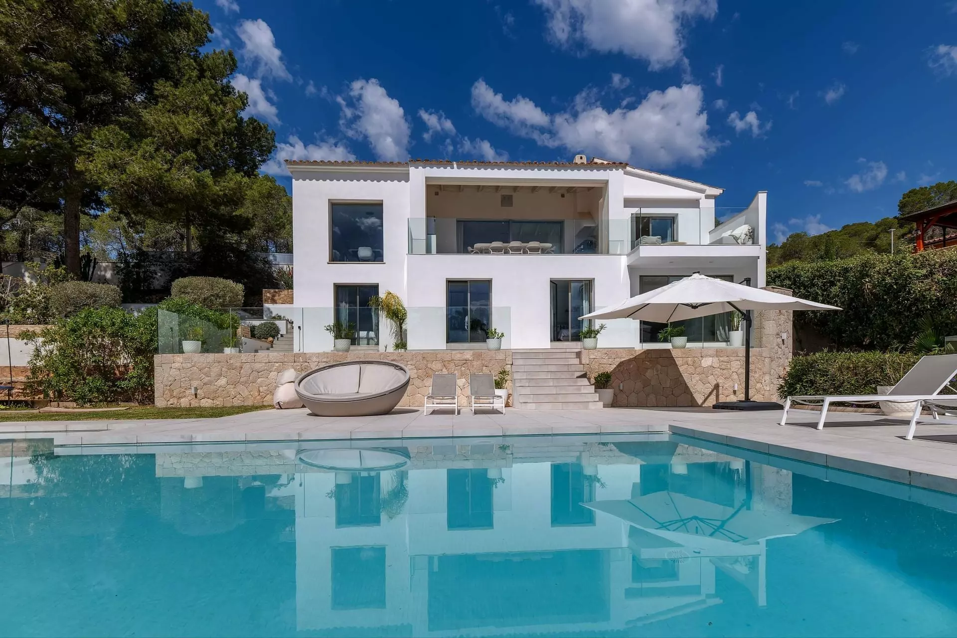 5-bedroom Villa In Calvià, Spain (364 M²)