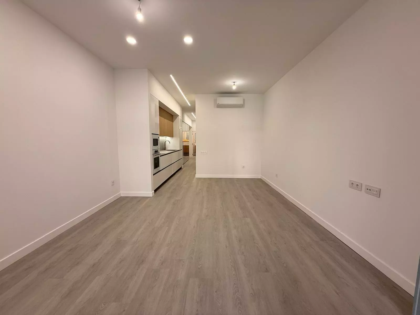 2-bedroom Apartment In Torrevieja, Spain (82 M²)