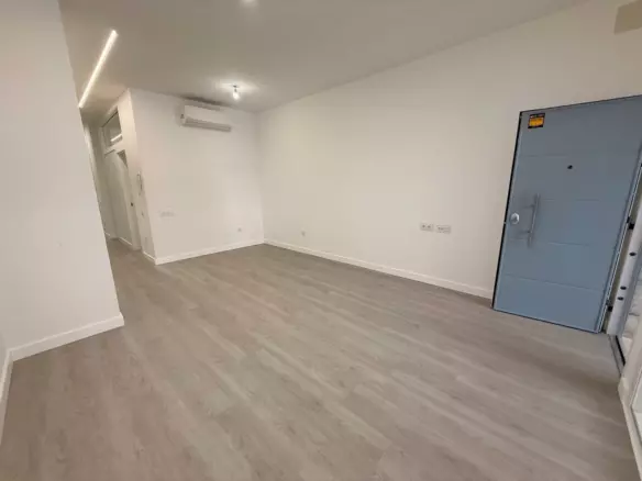 2-bedroom Apartment In Torrevieja, Spain (82 M²)
