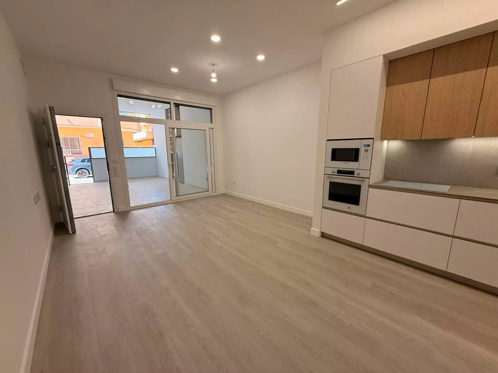 2-bedroom Apartment In Torrevieja, Spain (82 M²)