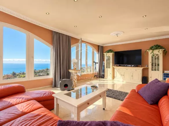 4-bedroom Villa In Tacoronte, Spain (791 M²)