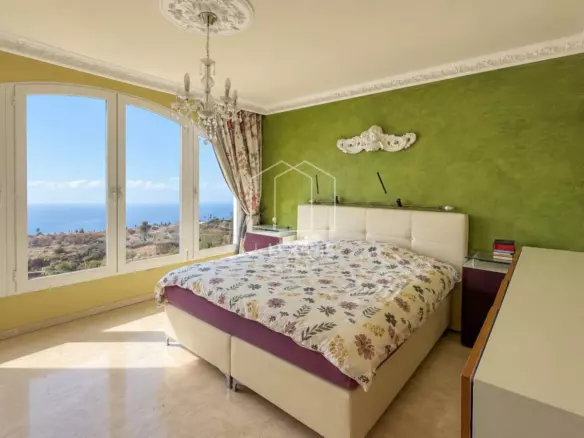 4-bedroom Villa In Tacoronte, Spain (791 M²)