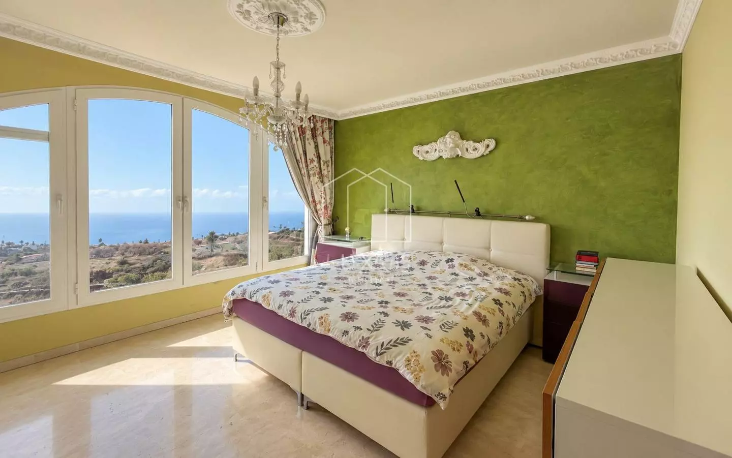 4-bedroom Villa In Tacoronte, Spain (791 M²)