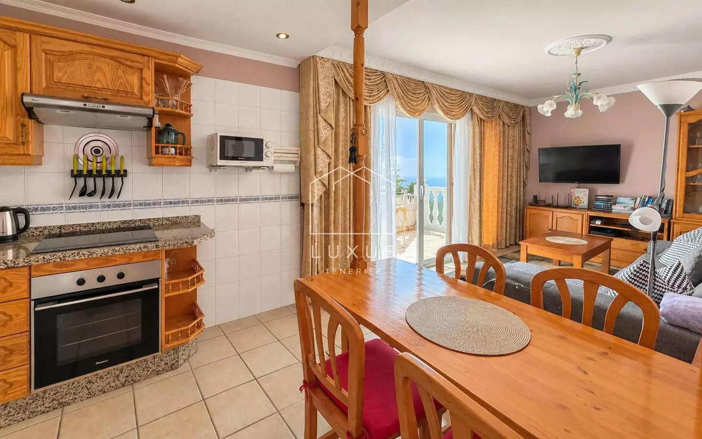 4-bedroom Villa In Tacoronte, Spain (791 M²)