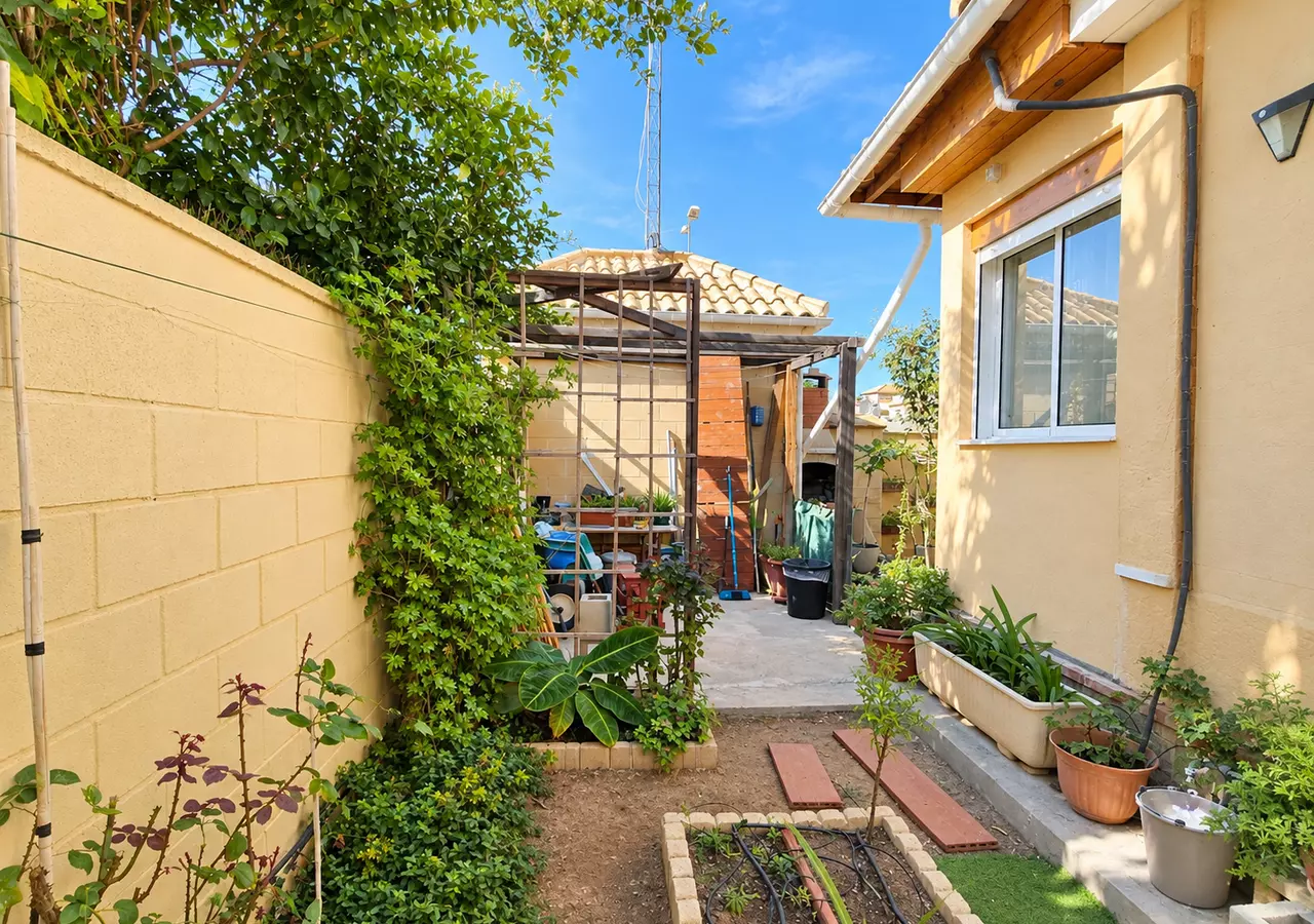 4-bedroom Town House In Ciudad Quesada, Spain (104 M²)