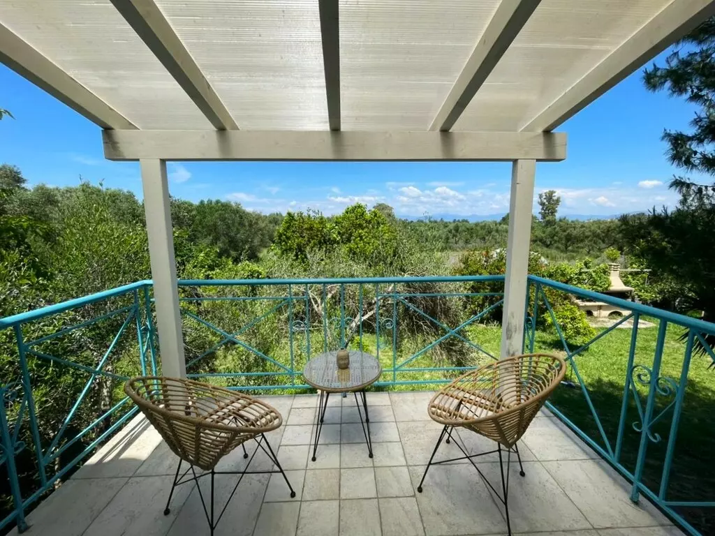 3-bedroom Detached House In Corfu, Greece (140 M²)