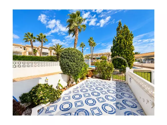 2-bedroom Townhouse In Ciudad Quesada, Spain (80 M²)