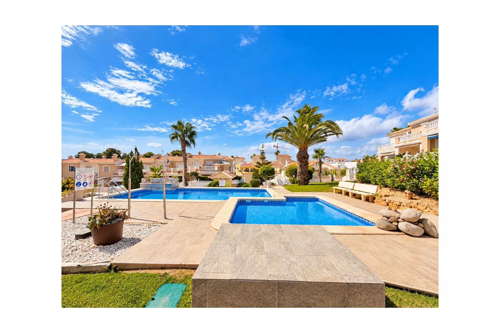 2-bedroom Townhouse In Ciudad Quesada, Spain (80 M²)
