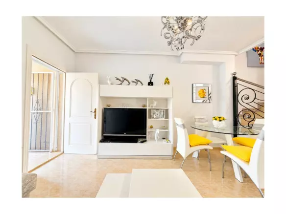 2-bedroom Townhouse In Ciudad Quesada, Spain (80 M²)
