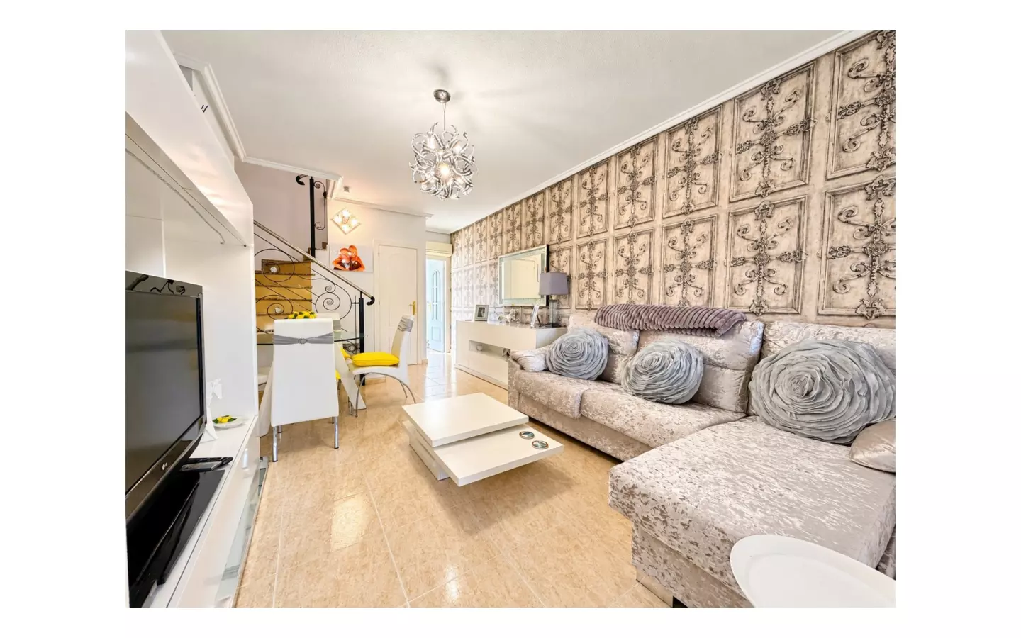 2-bedroom Townhouse In Ciudad Quesada, Spain (80 M²)