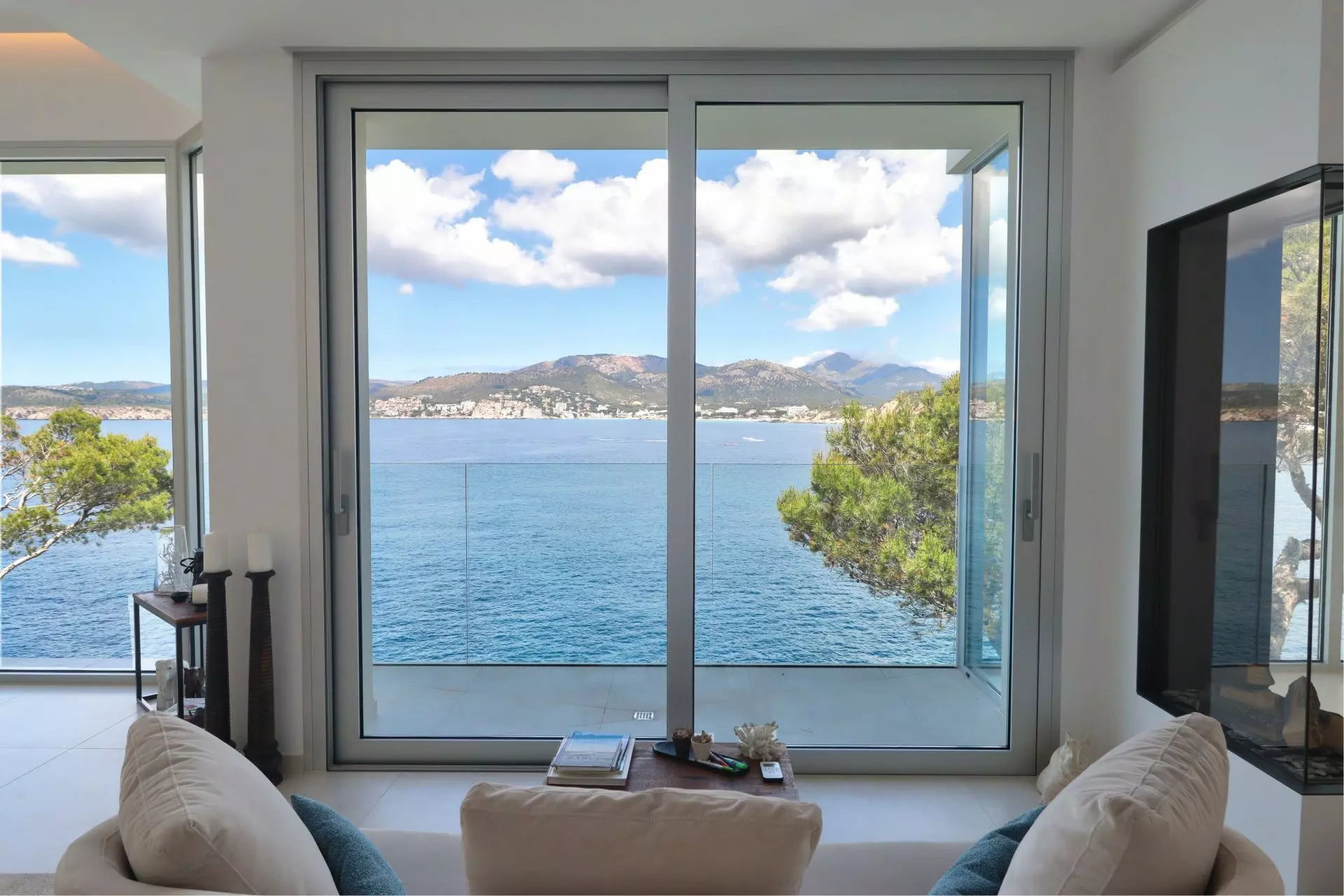 3-bedroom Villa In Calvià, Spain (330 M²)