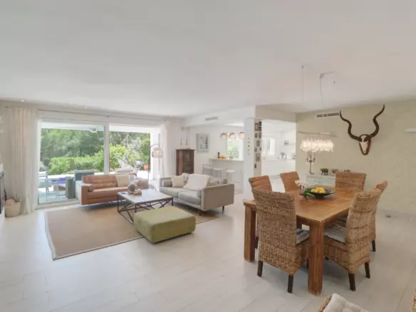 5-bedroom Villa In Calvià, Spain (398 M²)