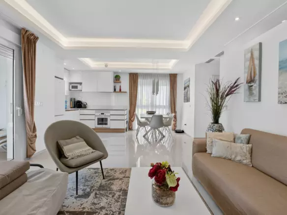 2-bedroom Apartment In Rojales, Spain (82 M²)