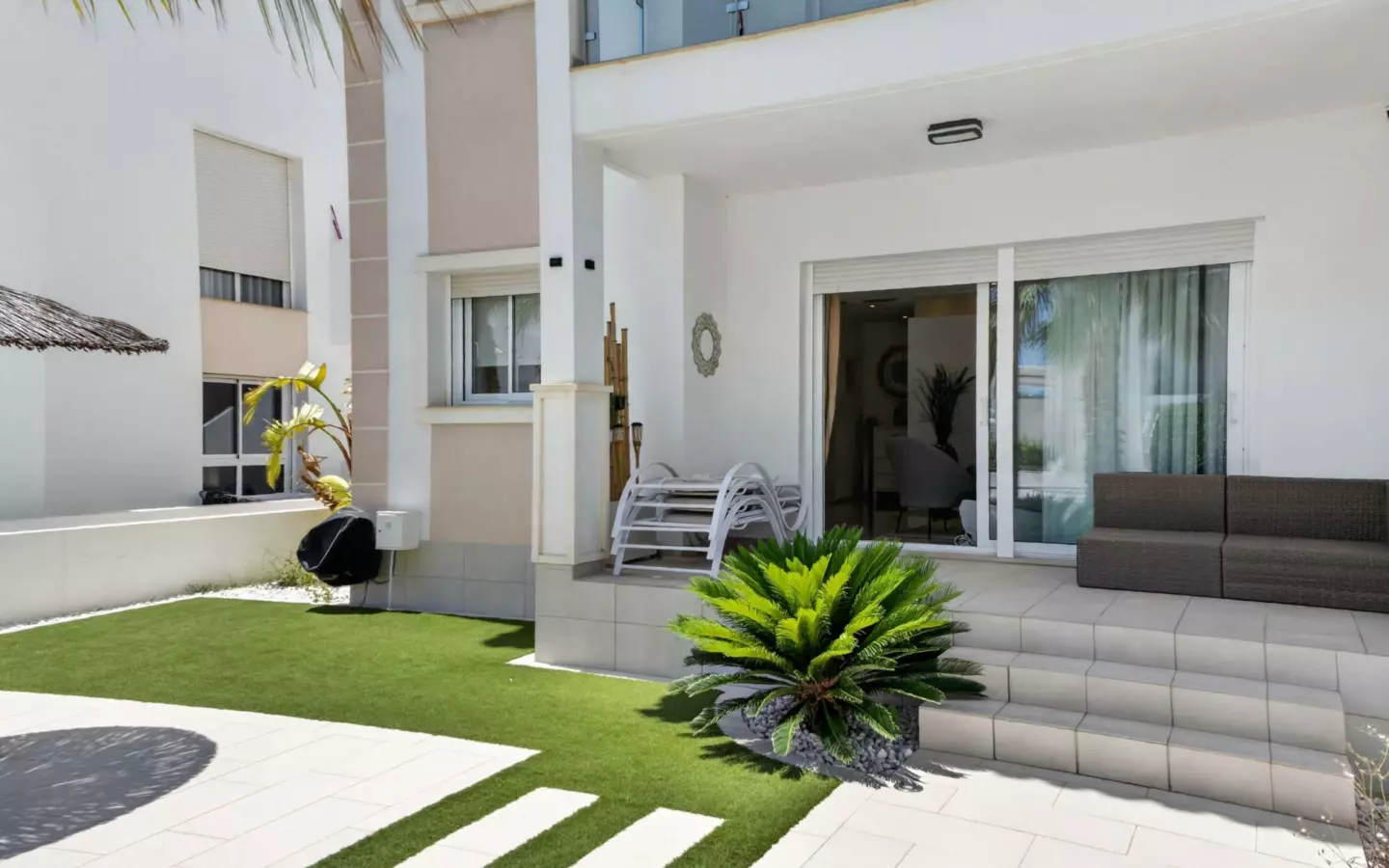 2-bedroom Apartment In Rojales, Spain (82 M²)