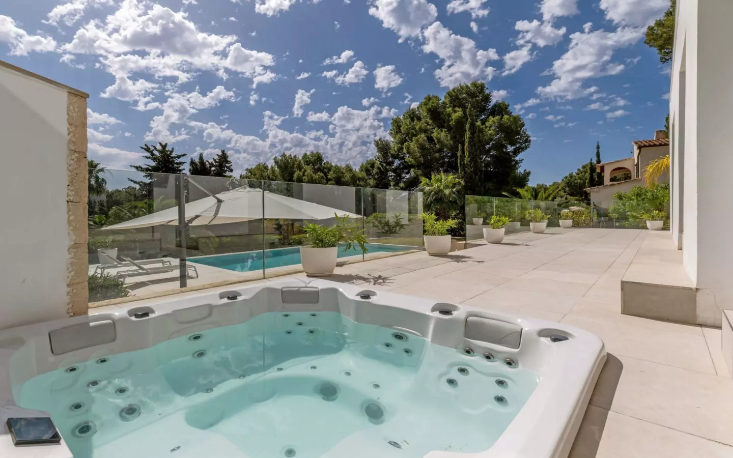 5-bedroom Villa In Calvià, Spain (364 M²)