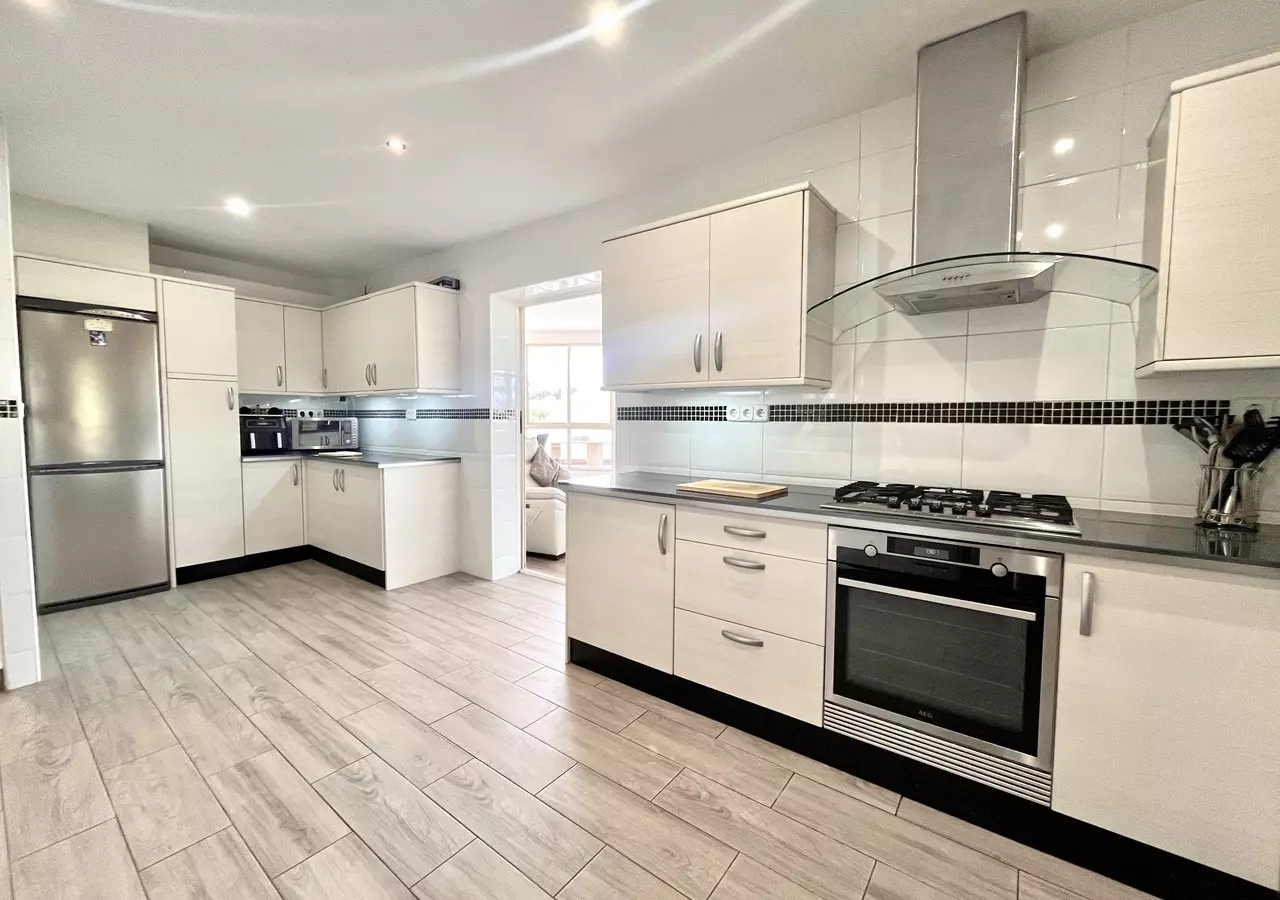 3-bedroom Villa In Orihuela, Spain (217 M²)