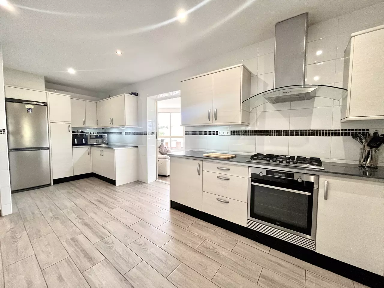 8ac12558cc018dcf85ed_xlarge-b4e2ca 3-bedroom Villa In Orihuela, Spain (217 M²)