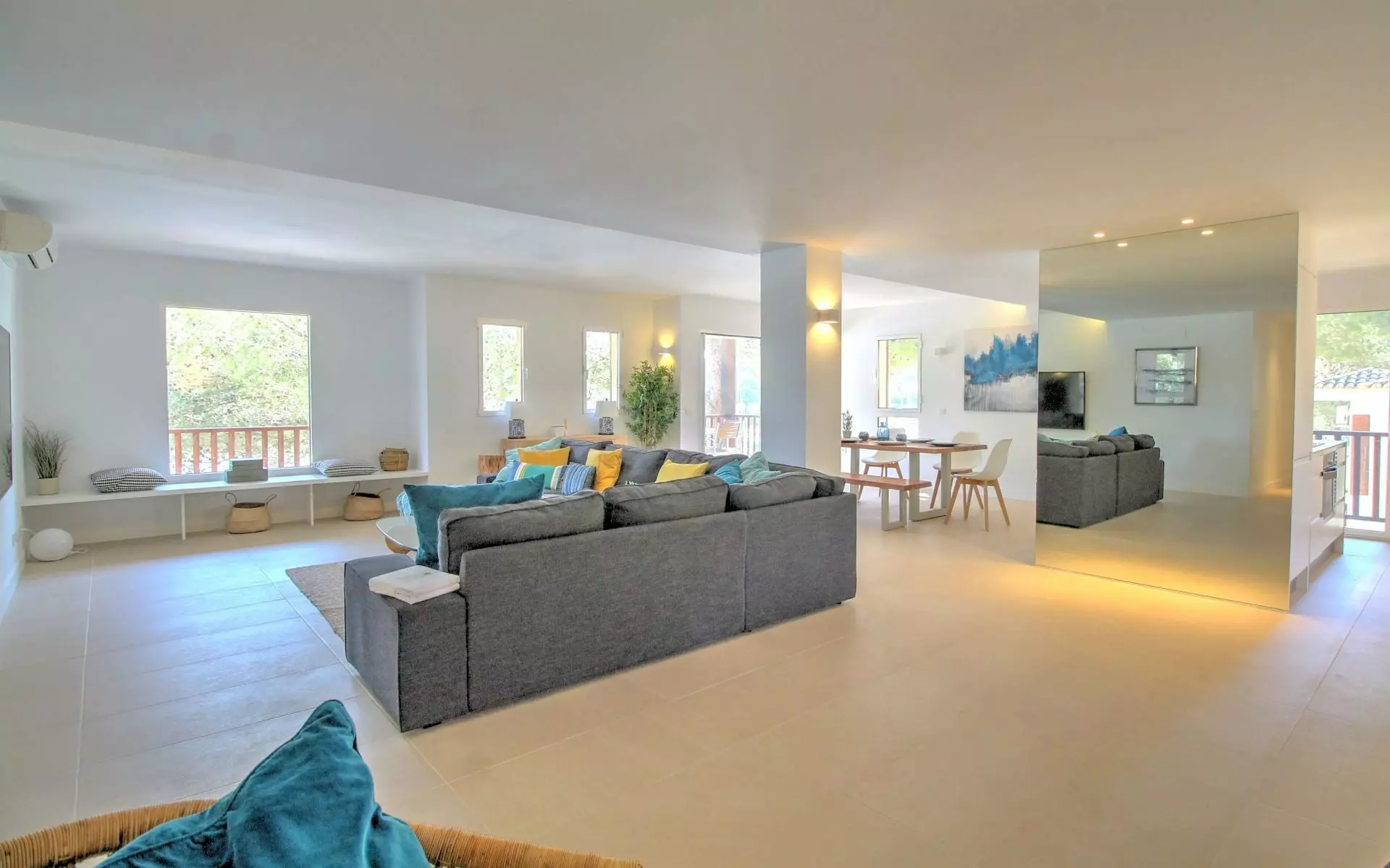 4-bedroom Apartment In Calvià, Spain (196 M²)