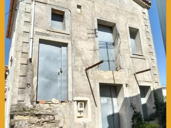 Detached Stone Built Property In Greece ,orio Avlonari (municipality Of Kymi)