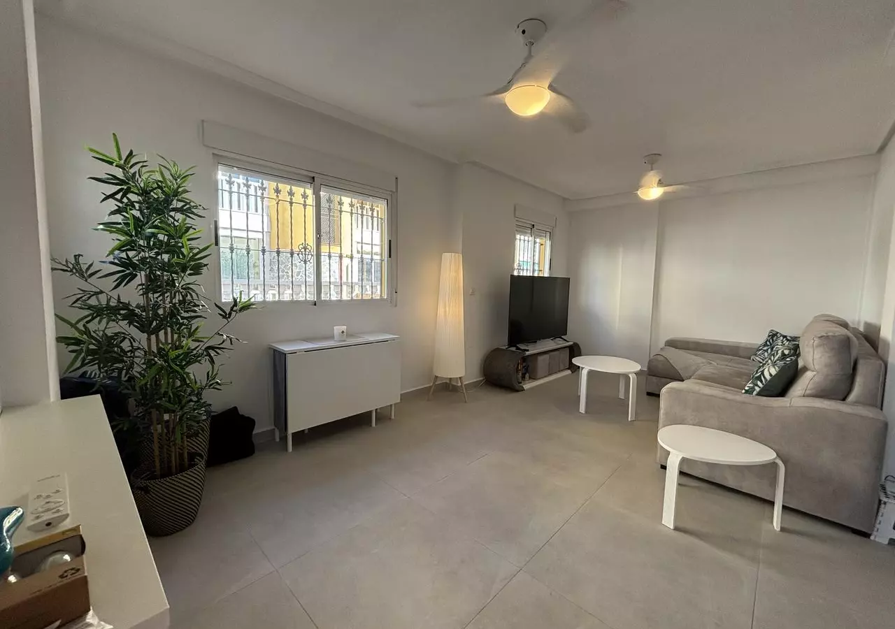 3-bedroom Town House In Orihuela Costa, Spain (100 M²)