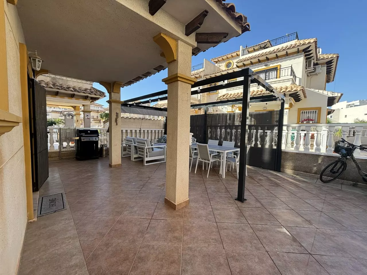 3-bedroom Town House In Orihuela Costa, Spain (100 M²)