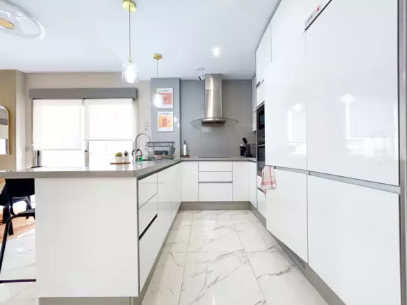 3-bedroom Villa In Villamartin, Spain (115 M²)