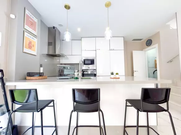3-bedroom Villa In Villamartin, Spain (115 M²)