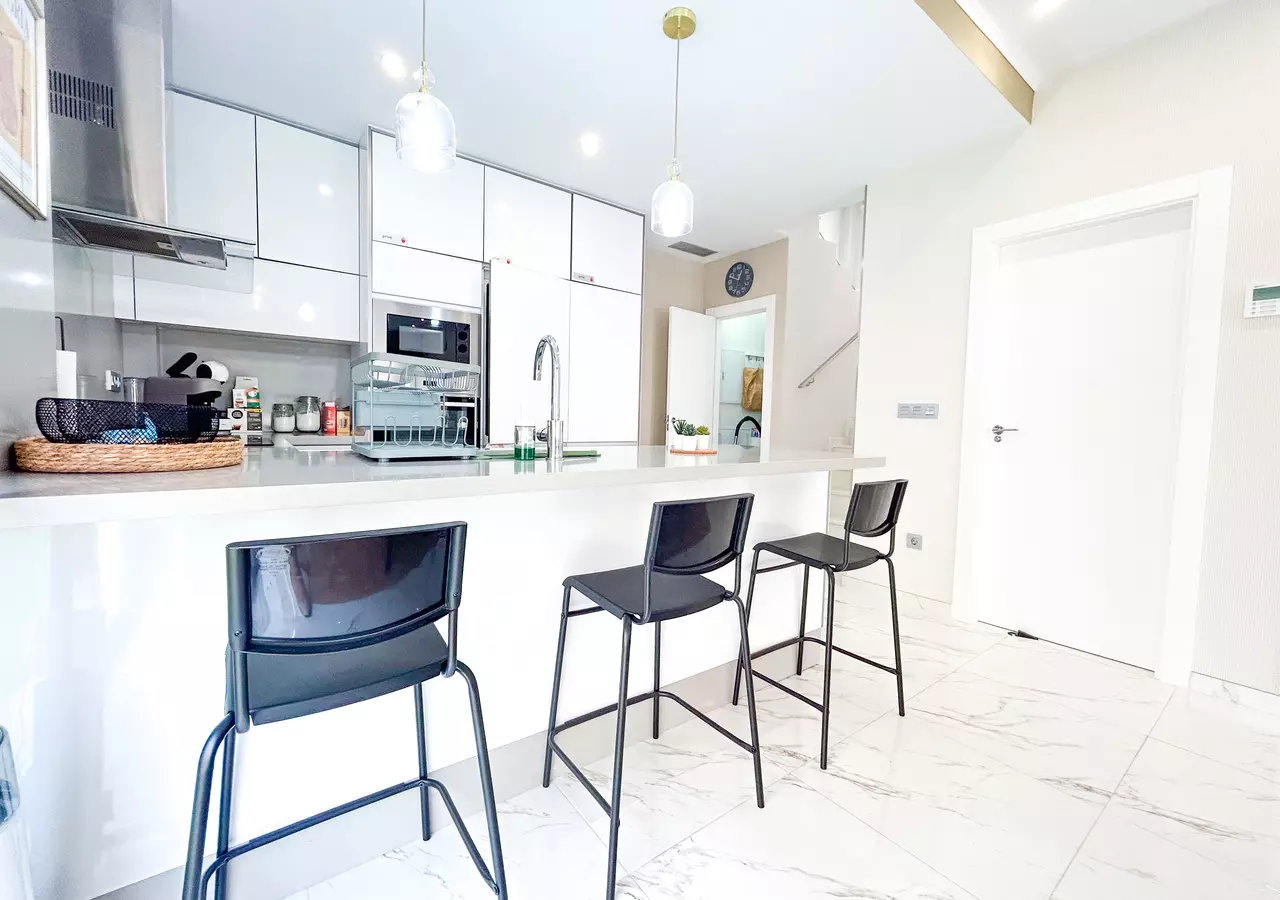 3-bedroom Villa In Villamartin, Spain (115 M²)