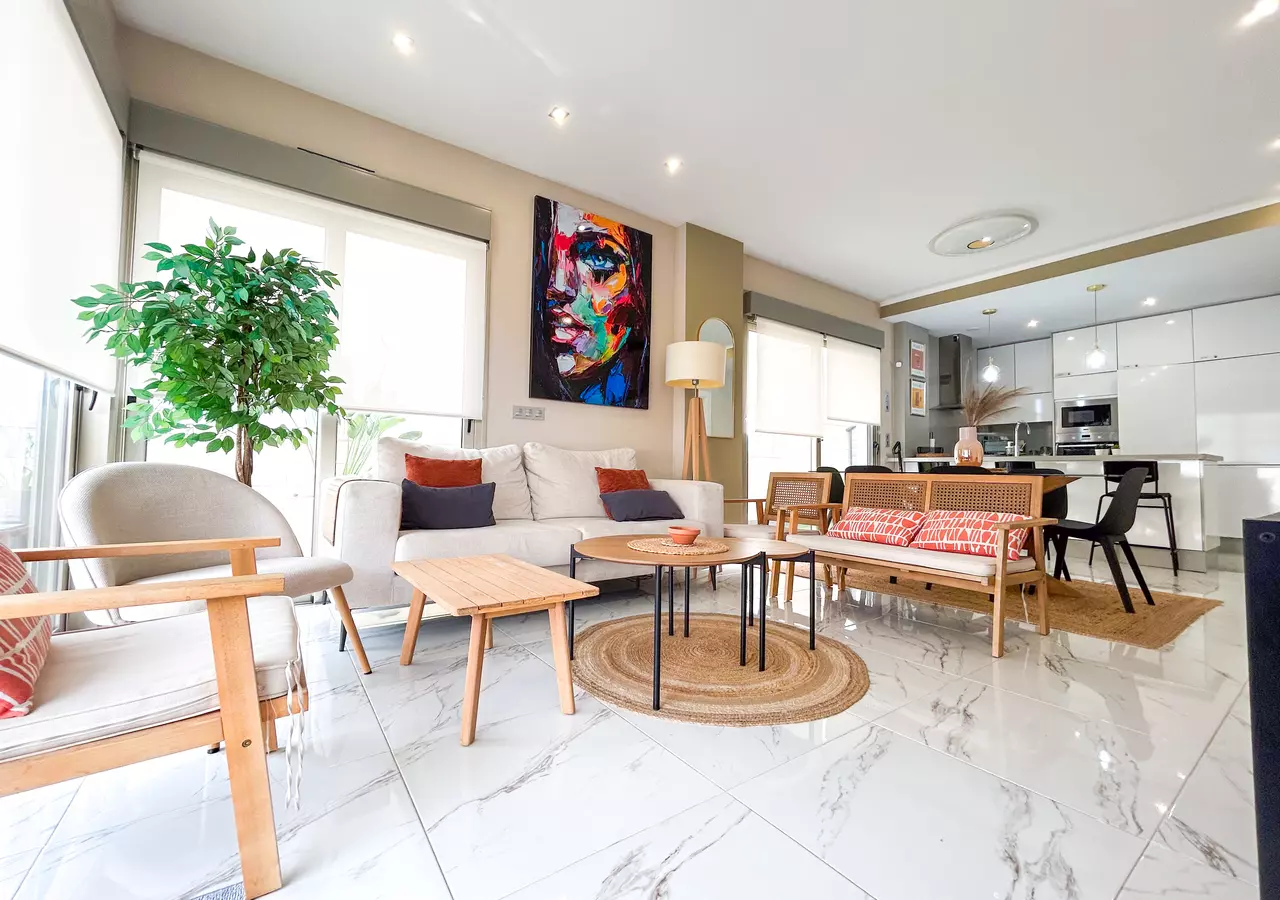 3-bedroom Villa In Villamartin, Spain (115 M²)
