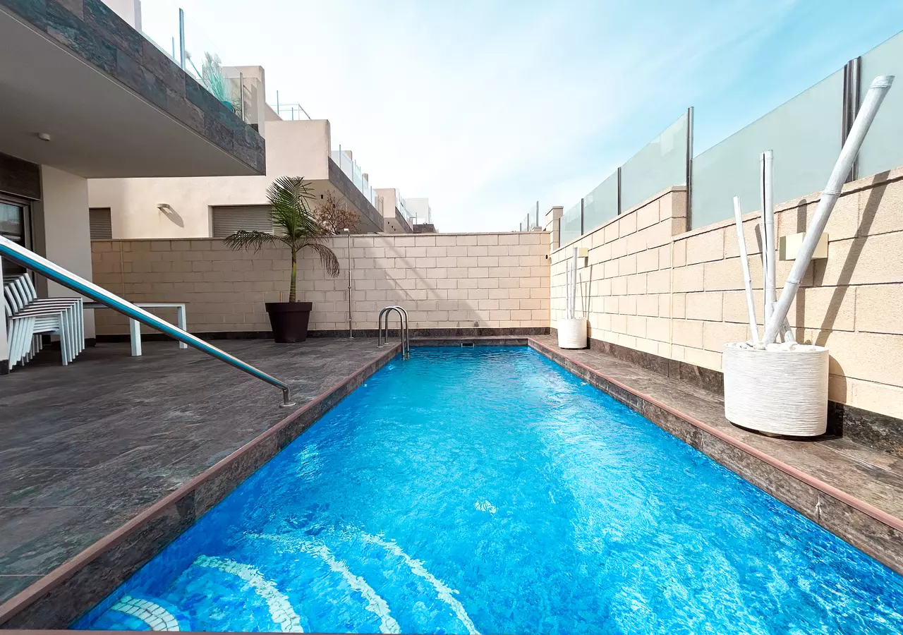 3-bedroom Villa In Villamartin, Spain (115 M²)