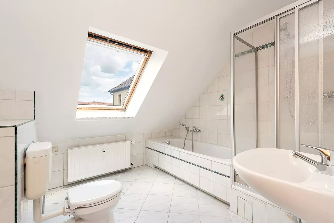 Townhouse In Berlin Pankow Heinersdorf, Three Condominiums, Two Available Immediately!